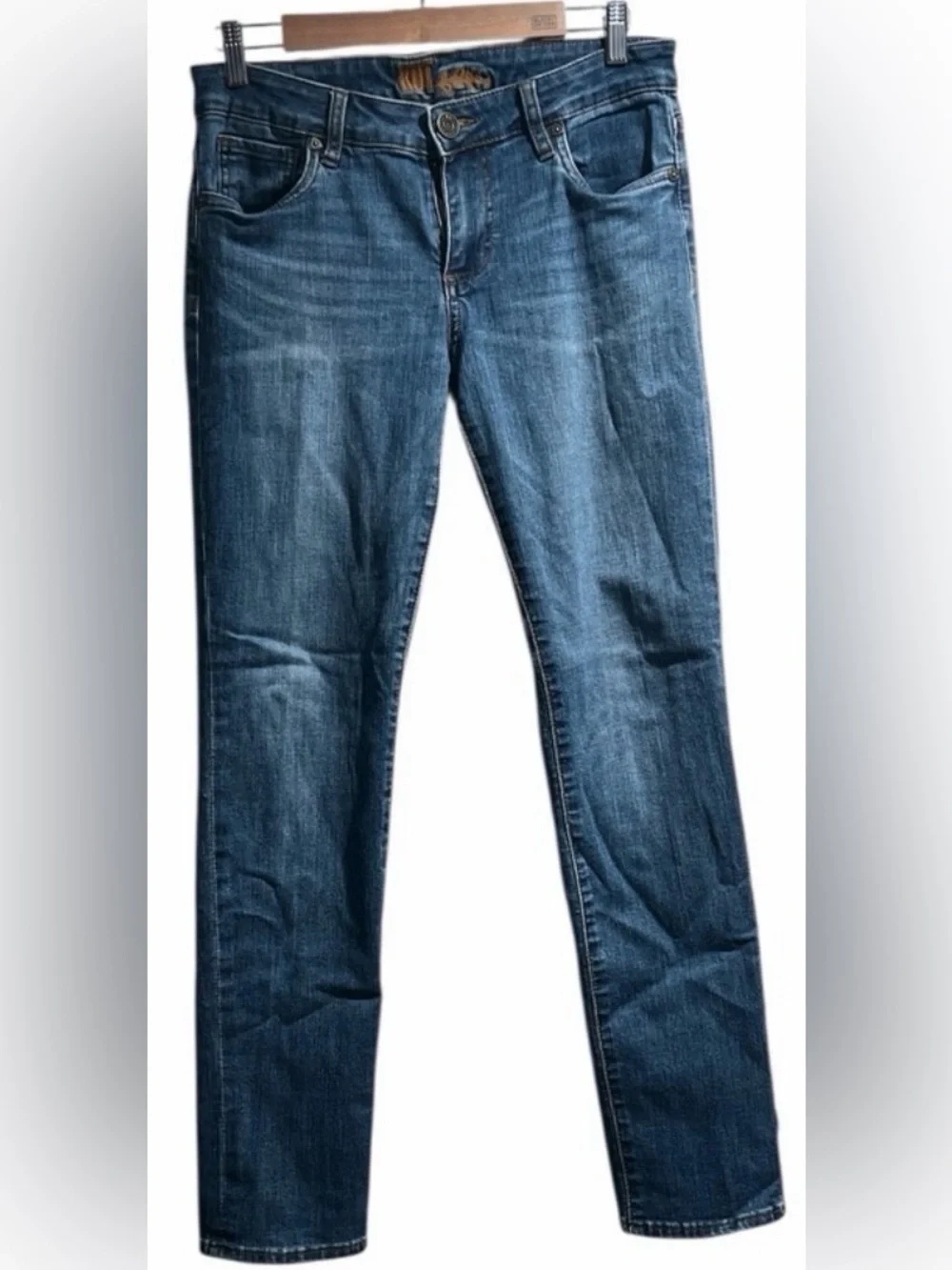 Kut from the Kloth MidRise Boyfriend Straight Leg Size 4